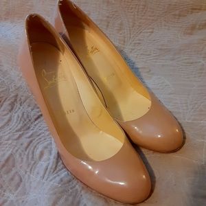 Nude Louboutin Simple Pump size 38.5 with box and bag.